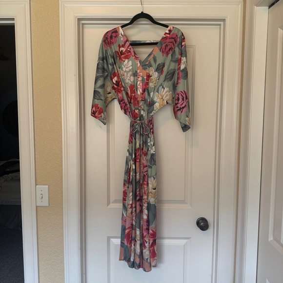 Leona Edminston Dresses & Skirts - Leona Edmiston Floral V-Neck Maxi Dress